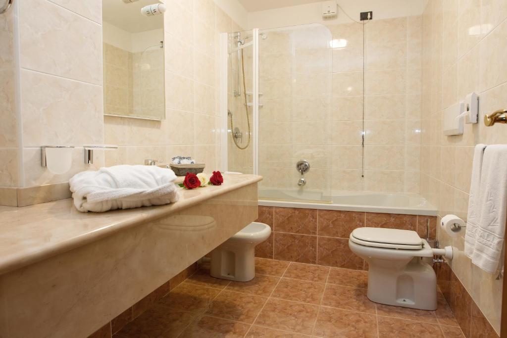 Hotel Cristallo photo 3