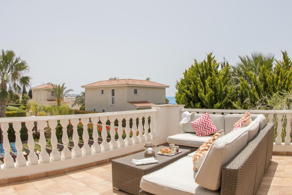 Villa Casa Mia by Ezoria Villas photo 4