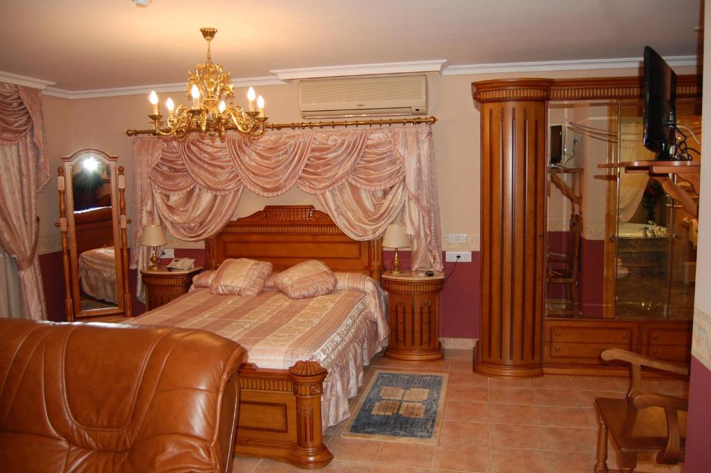 Hotel Flor de la Mancha Room Type - Suite