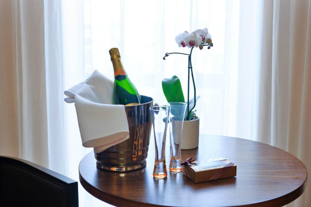 Rox Hotel Aberdeen by Compass Hospitality photo 4