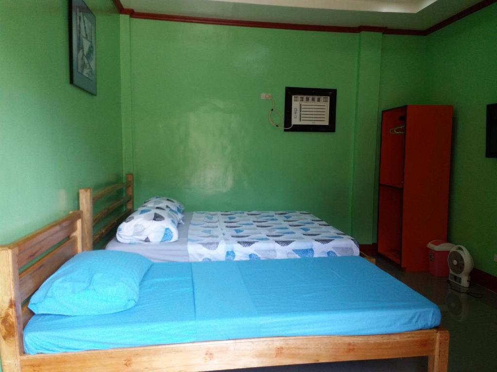R&D Traveller's Inn photo 3
