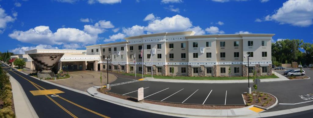 Win-River Resort & Casino image