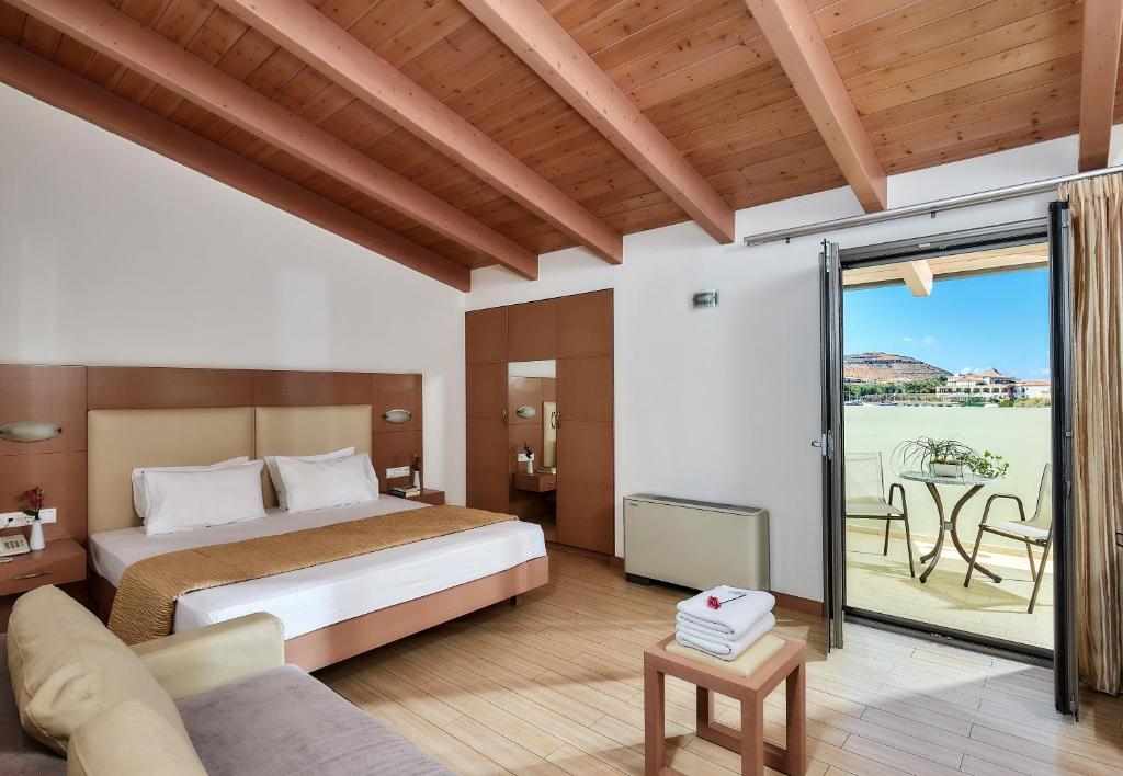 Трехместный (Трехместный номер), Panormo Beach Hotel