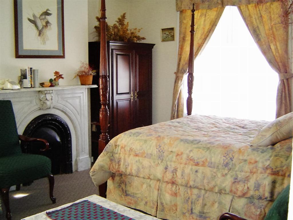 The Historic Mansion Room Type - Comfort Triple Room with Shower
