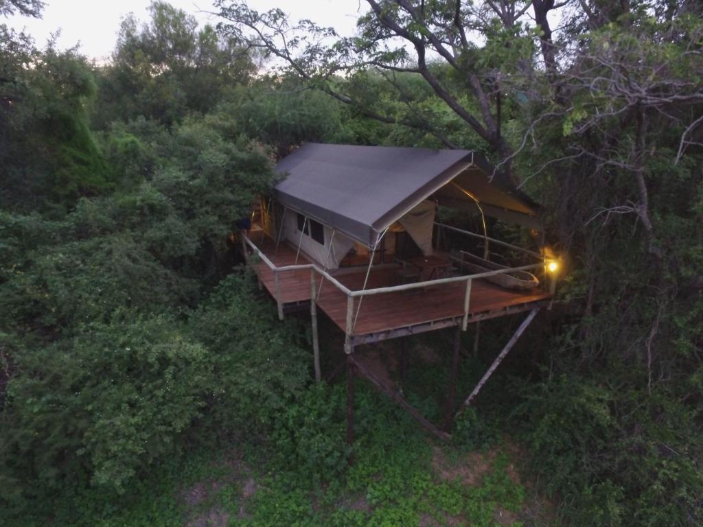 Taranga Safari Lodge photo 1