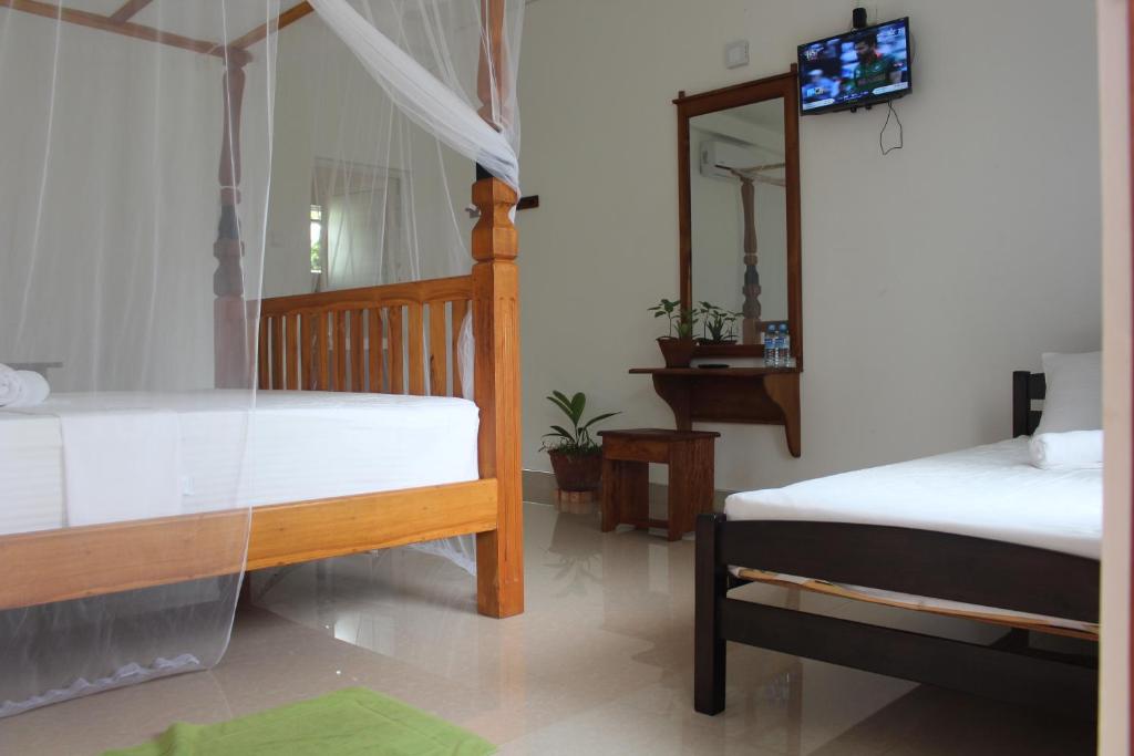 Airport Green Hotel photo 2