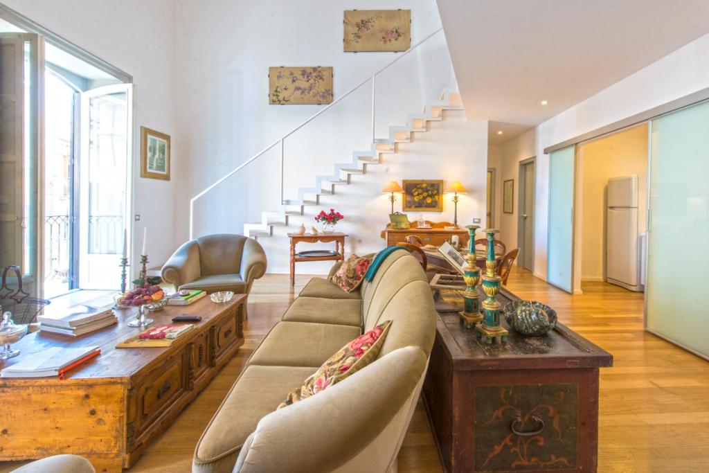 Charming Apartment in the city center by Wonderful Italy photo 3
