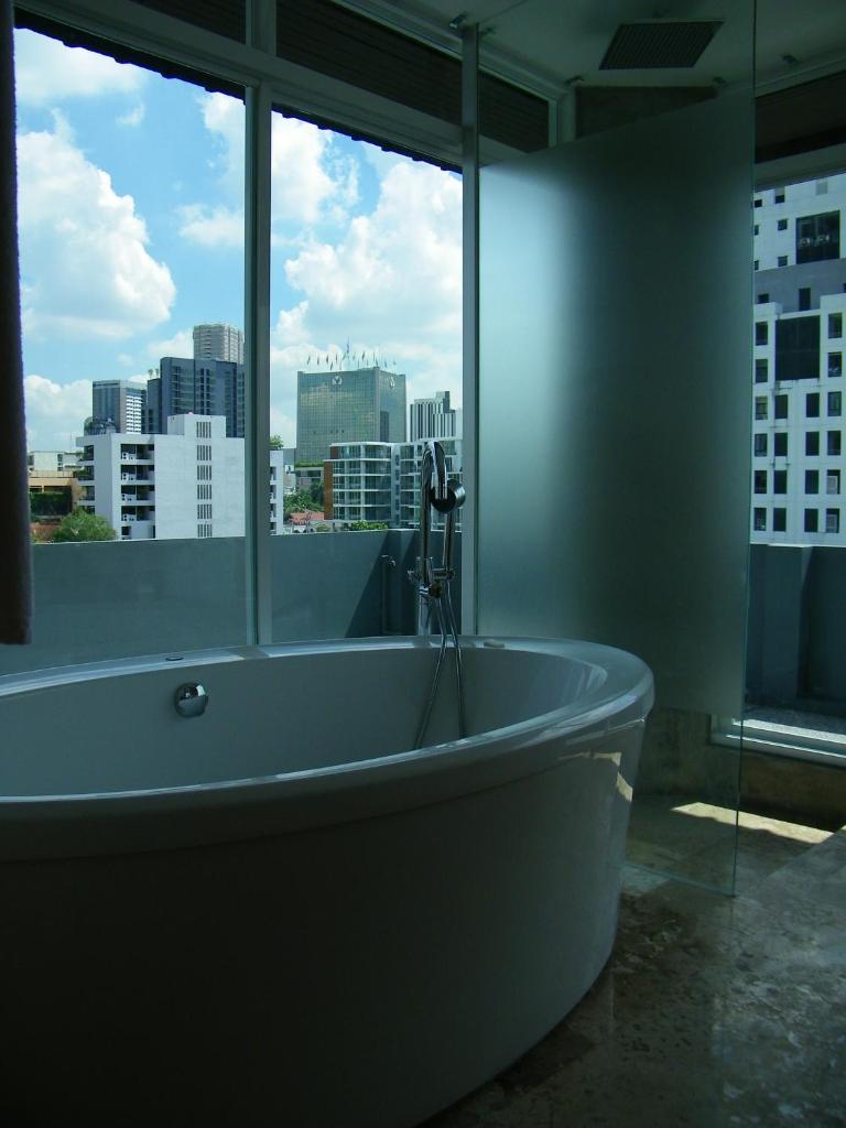 Апартаменты (Апартаменты в пентхаусе), Baan Nueng Service Apartment