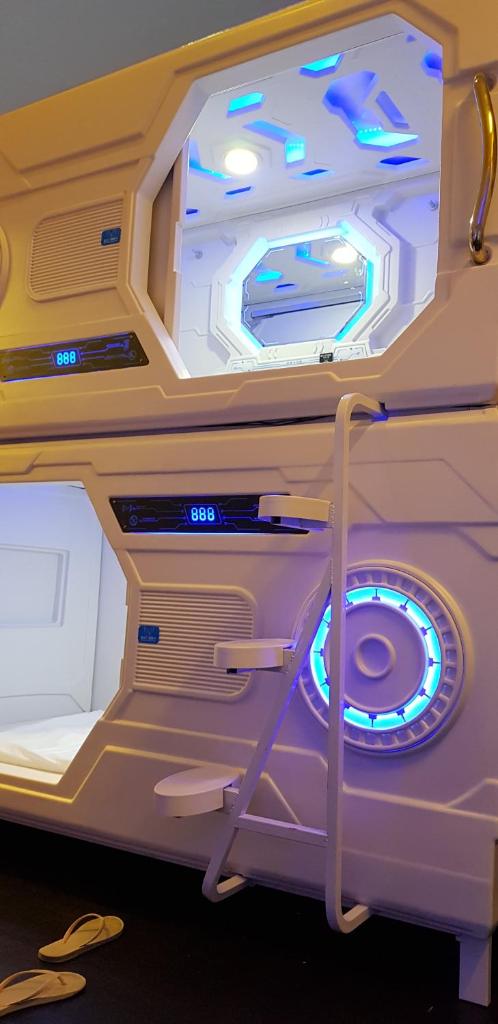 Одноместный (Одноместная капсула), Galaxy Pods @ Chinatown