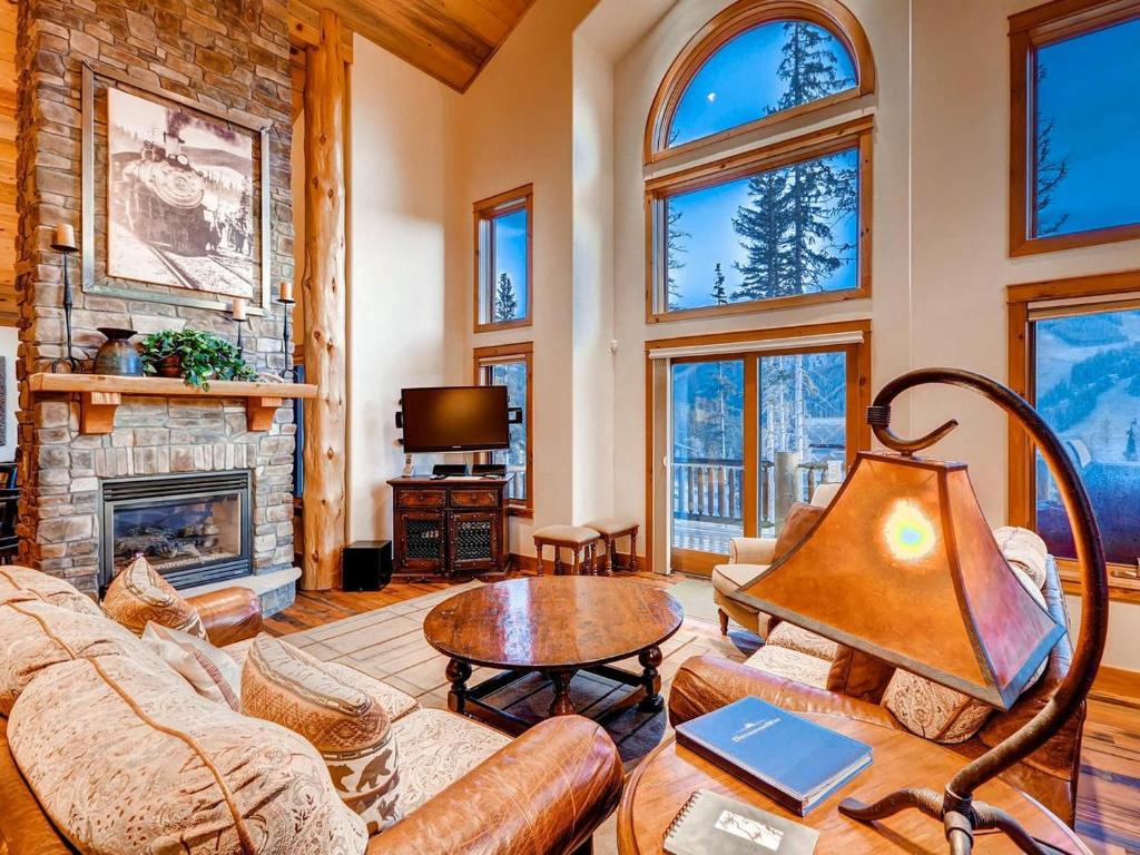Luxury Villa #190 Next To Resort With Hot Tub, Sauna and Amazing Views - 500 Dollars Of FREE Activities & Equipment Rentals Daily photo 1