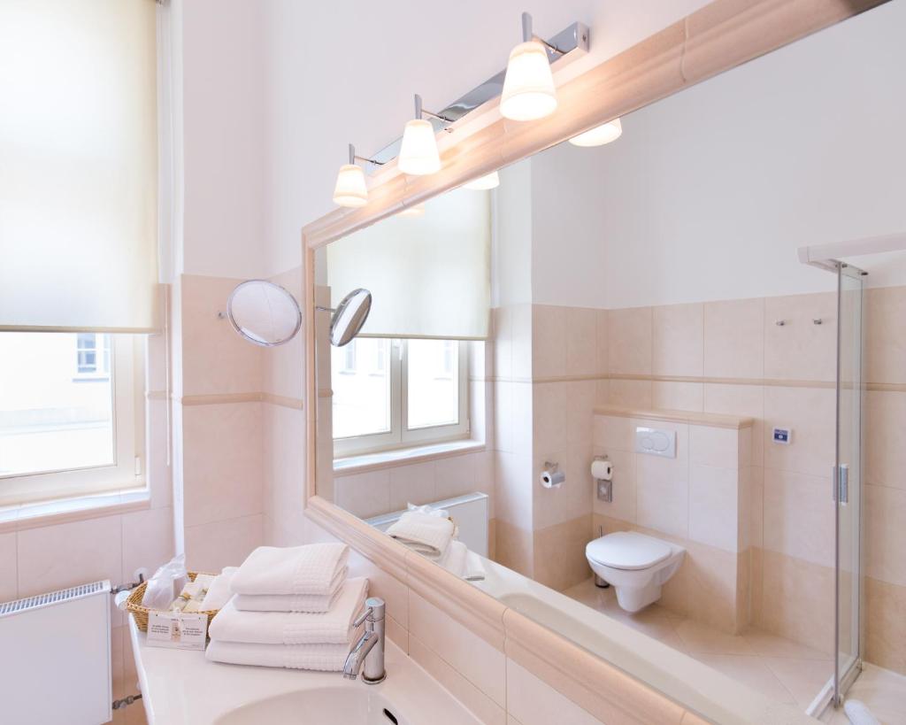 Одноместный (Улучшенный одноместный номер), Unitas Hotel