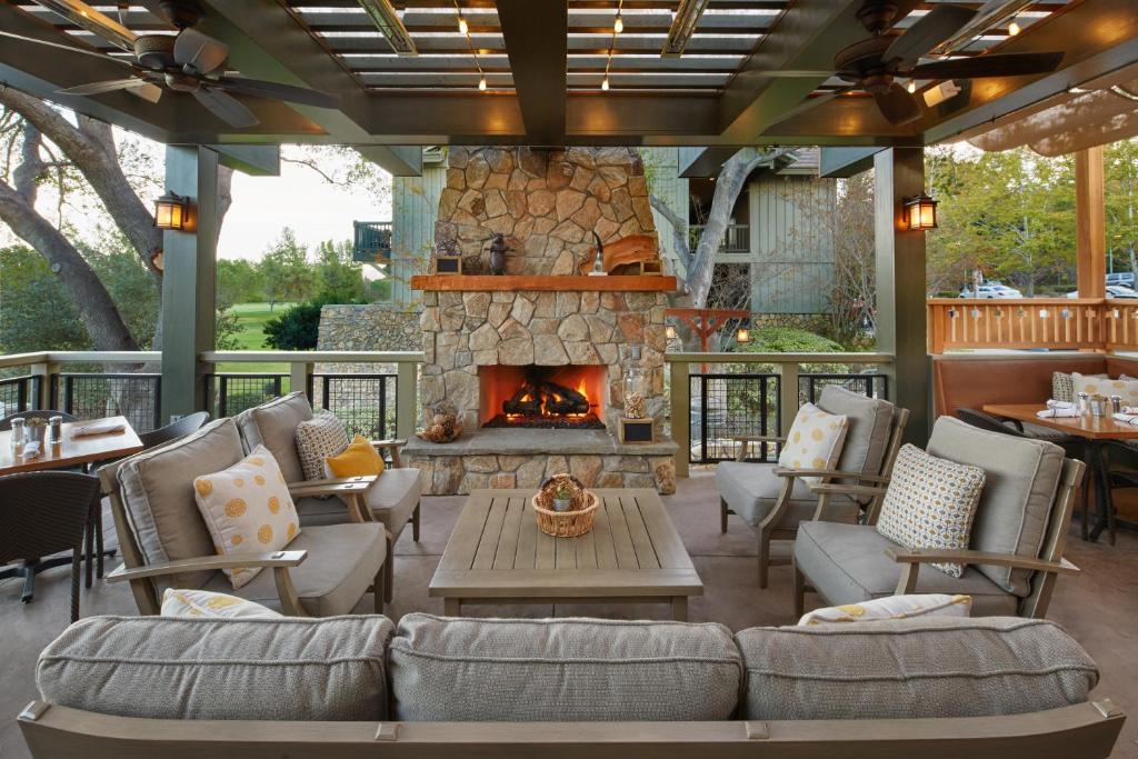 Temecula Creek Inn photo 1