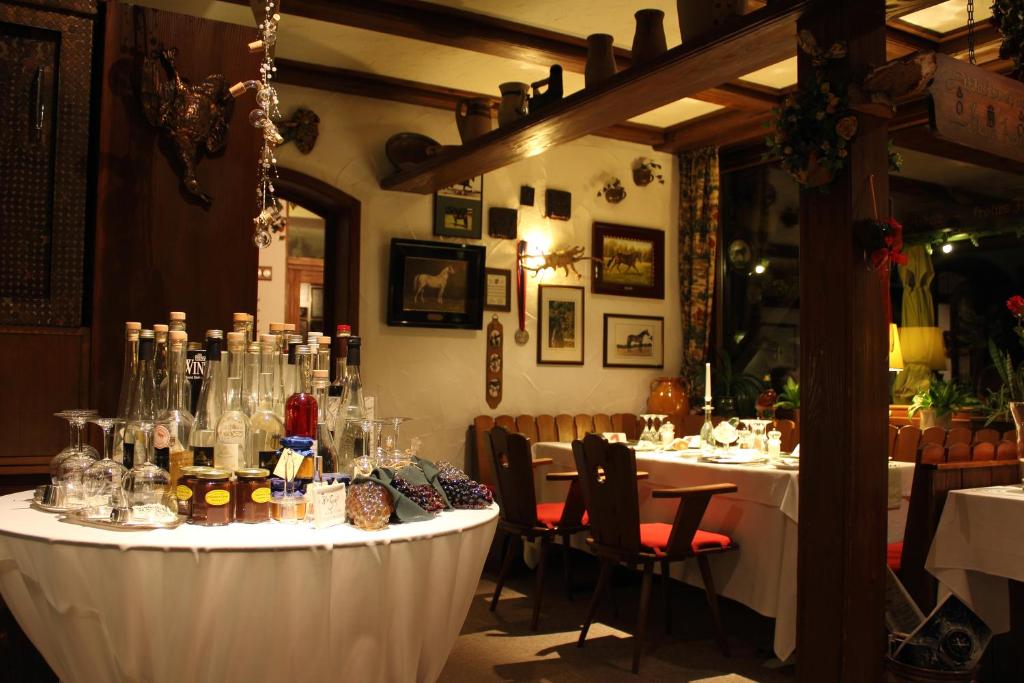Hotel-Restaurant Lindenhof photo 4
