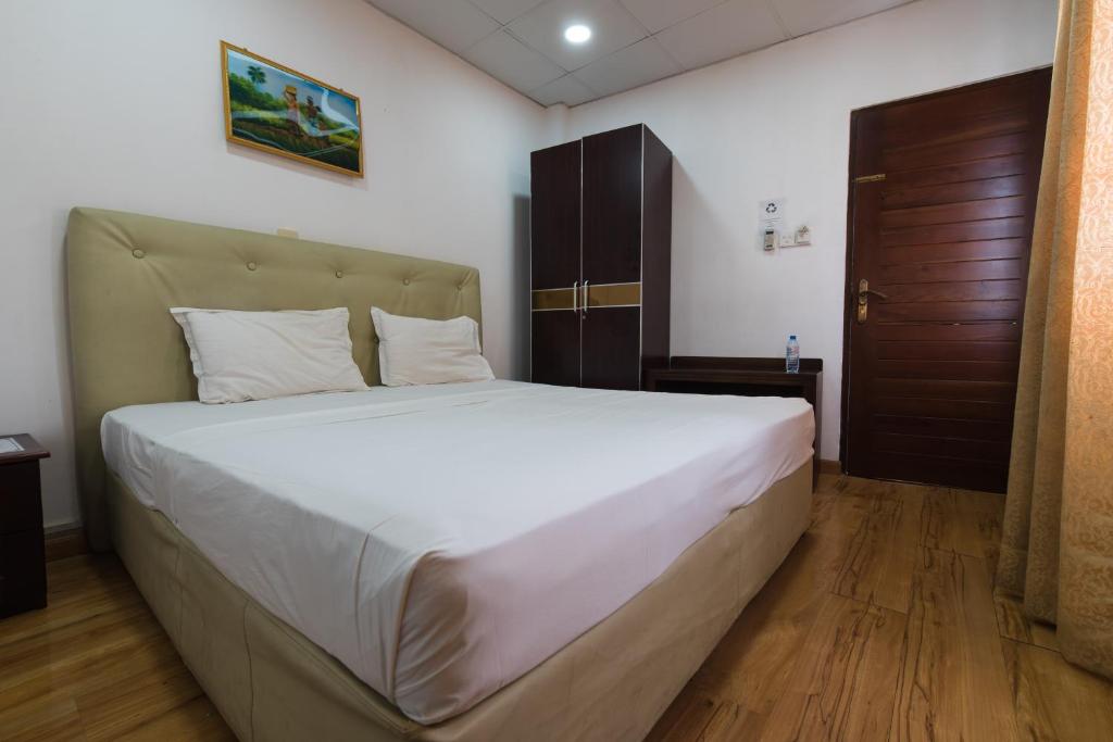 Двухместный (Номер Делюкс), Metro City Hotel