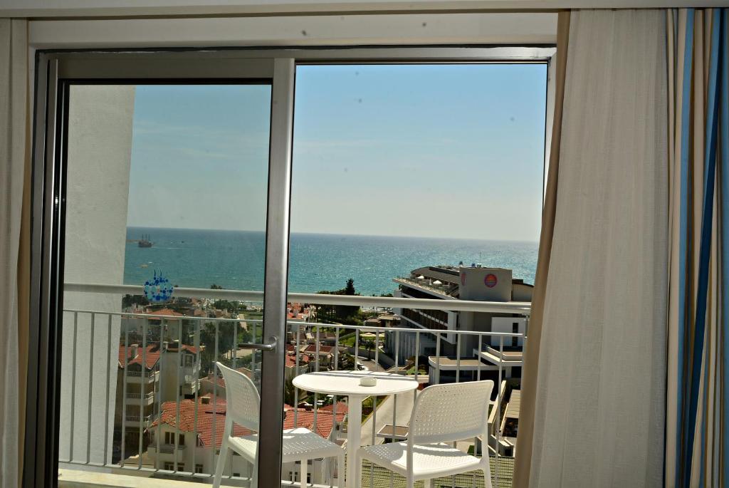 Side Su Hotel - Adult Only (+16) photo 2