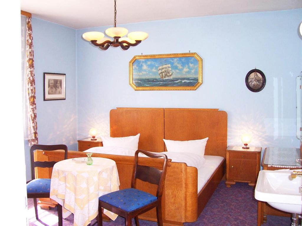Hotel Krone photo 1