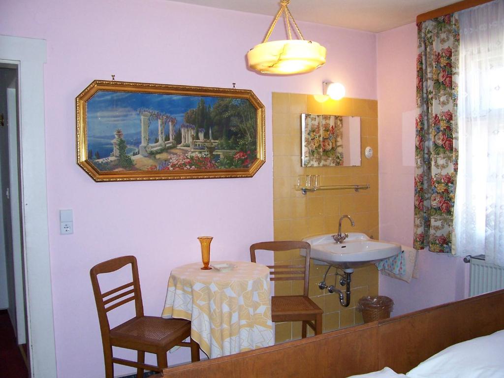 Hotel Krone photo 2
