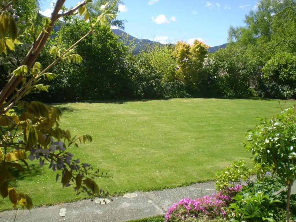 Harrogate Gardens Motel photo 4