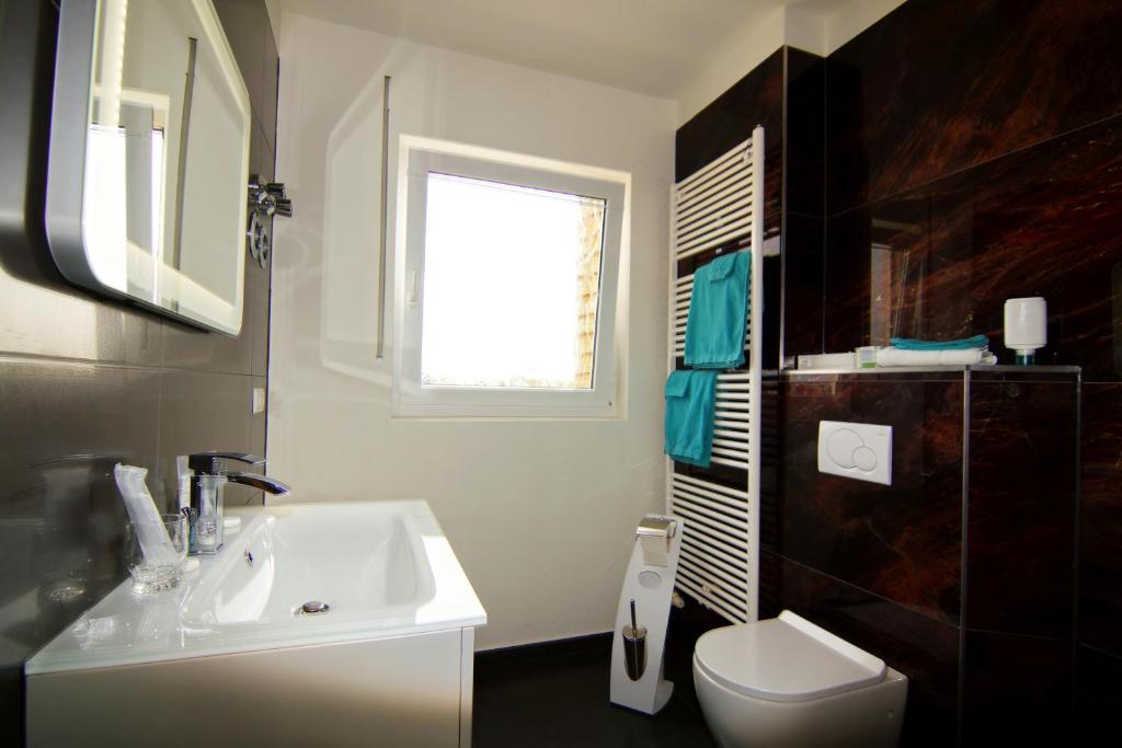 Hotel Rheingold photo 1