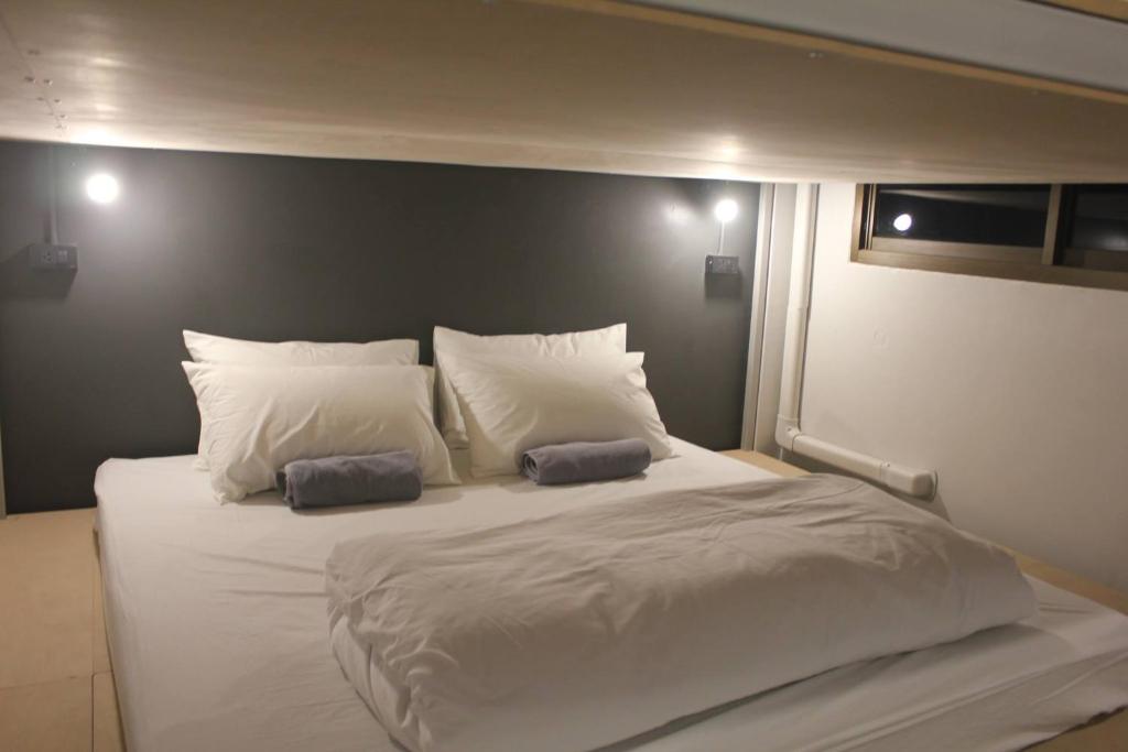 Четырехместный (Четырехместный номер с общей ванной комнатой), Ekanek Hostel