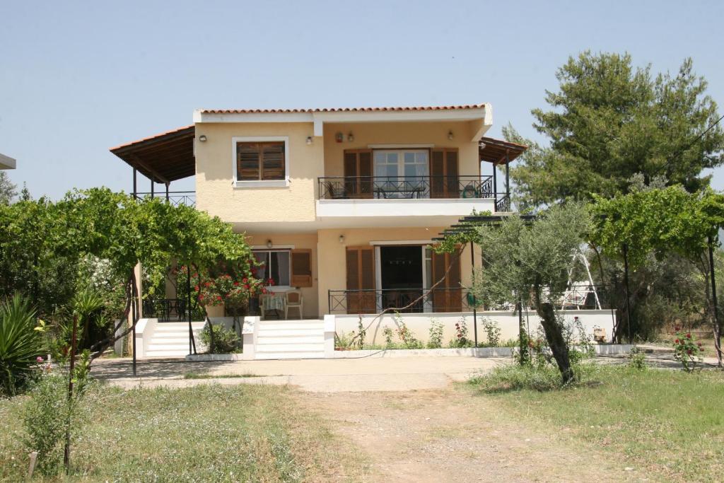 Villa Vlichos photo 2