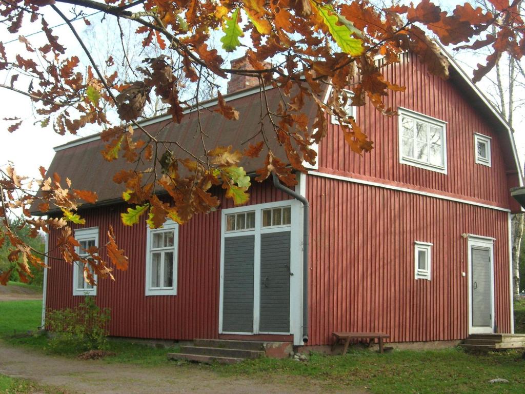 Portaan Nahkurinverstas photo 4
