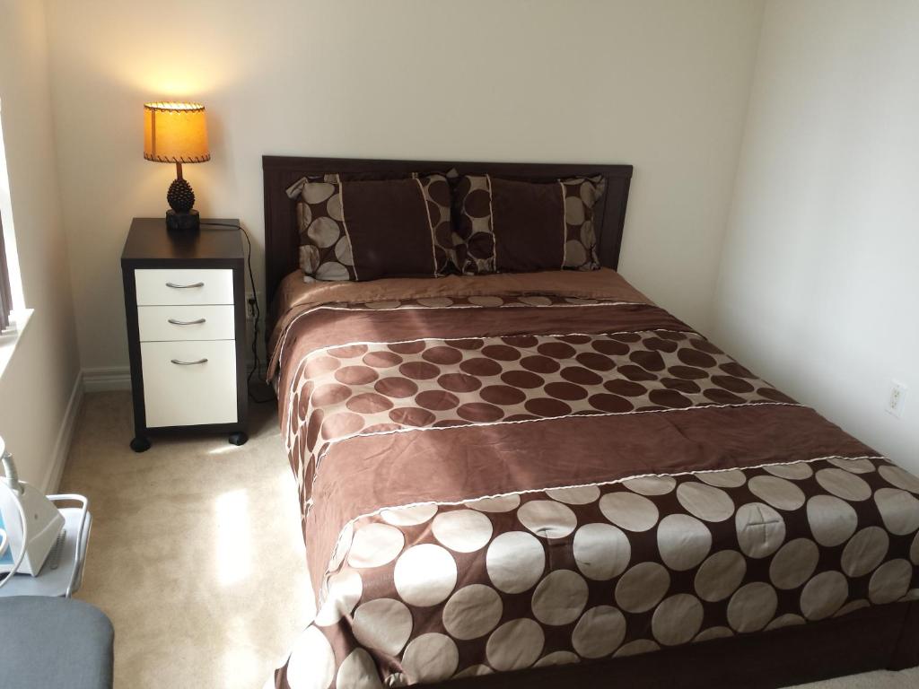 2 Bedroom 1 Bathroom Prime Location in Mississauga photo 2