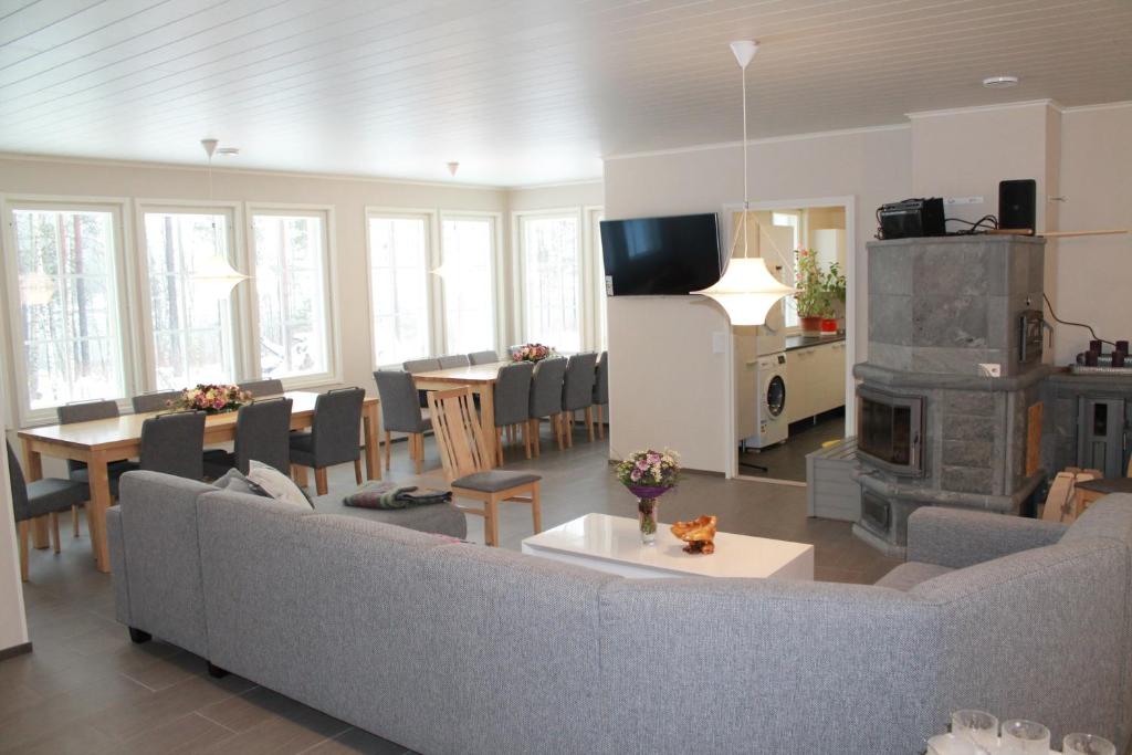 Lake Cottage Koivuniemi photo 1