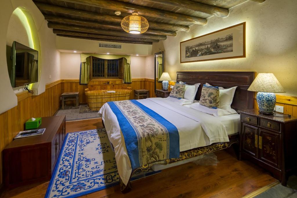 Семейный (Семейный люкс с 2 спальнями), Yangshuo Ancient Garden Boutique Hotel