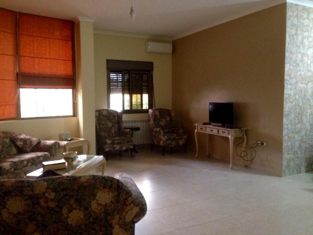 Honey Guesthouse photo 3