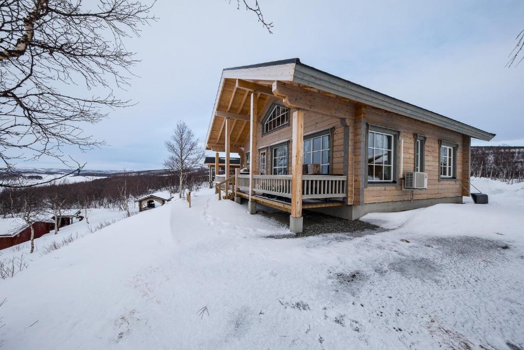 Arctic Aurora Borealis cottages photo 1