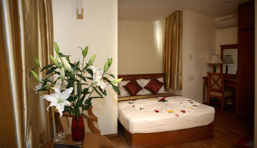 Двухместный (Улучшенный двухместный номер с 1 кроватью), Viet Sky Hotel