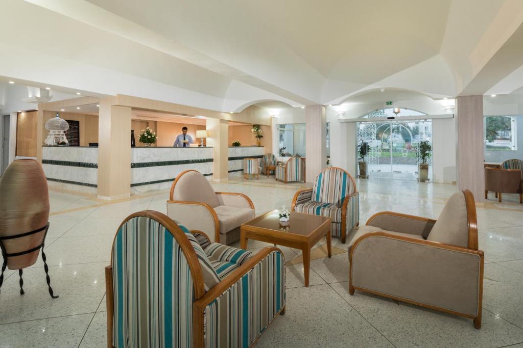 Hari Club Beach Resort photo 4