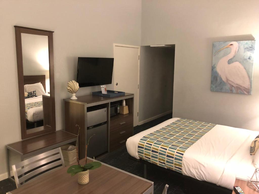 Sand Dollar Inn image