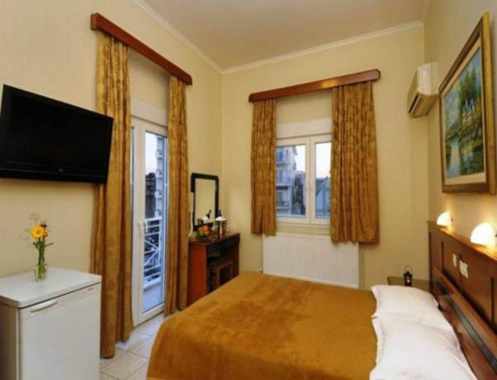 Hotel Admitos photo 3