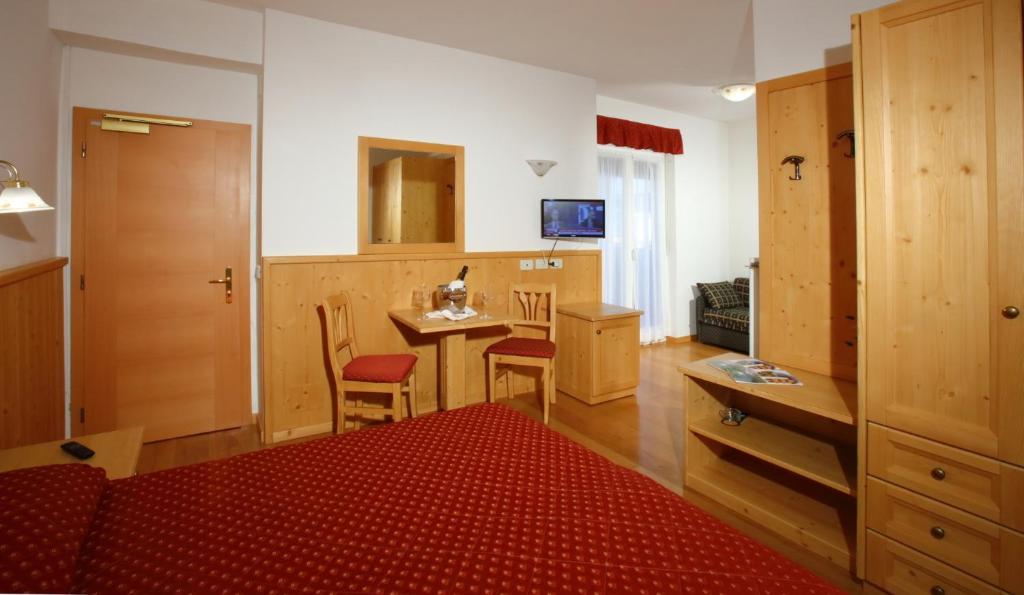 Hotel Zurigo photo 1