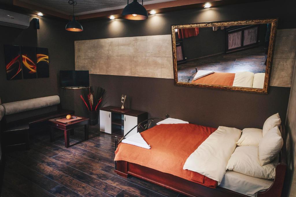 Студио (Номер-студия с кроватью размера «king-size»), Atlas Apartments 24h