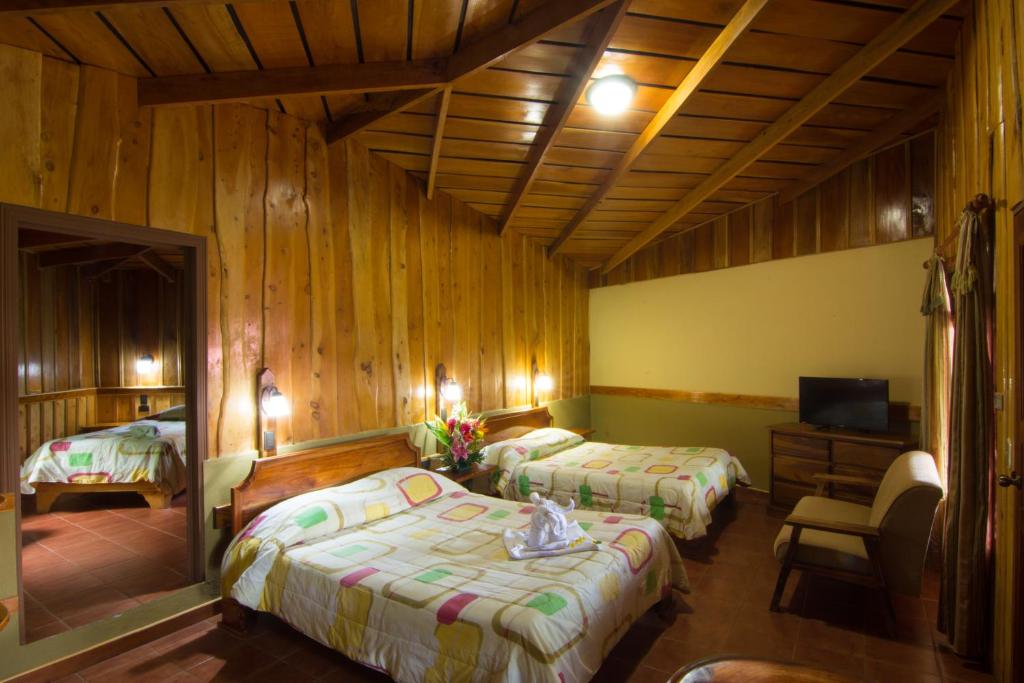 Hotel Cipreses photo 2