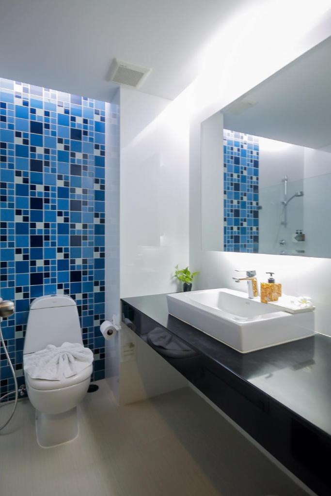 Двухместный (Улучшенный двухместный номер с 1 кроватью), Baannilrath Hotel