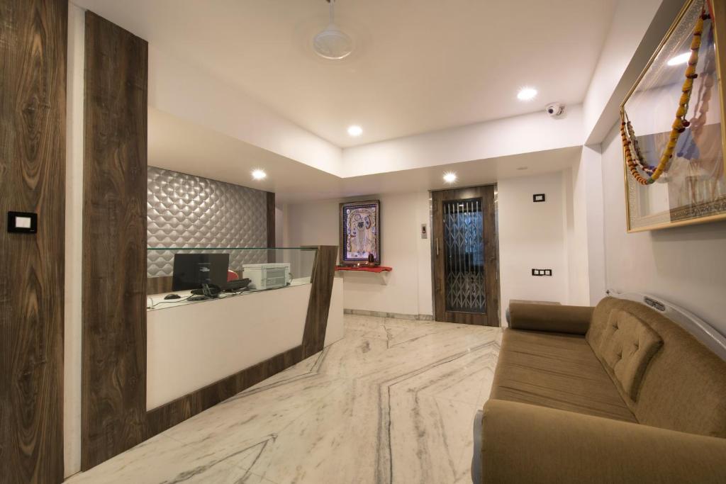 Hotel Sanmukh By Adamo photo 3