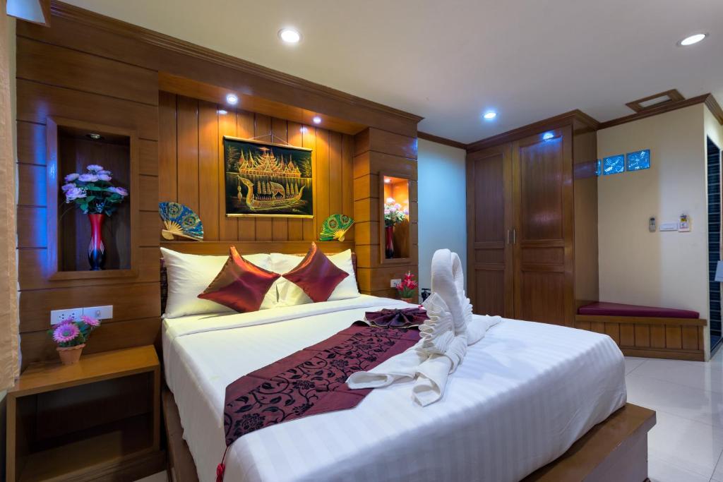 Двухместный (Улучшенный двухместный номер с 1 кроватью), PR Patong Residence
