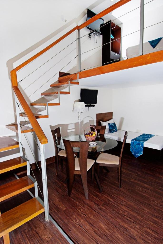 Семейный (Семейный номер), Skyblue Hotel