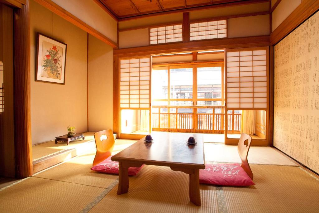 Atarashiya Ryokan photo 2