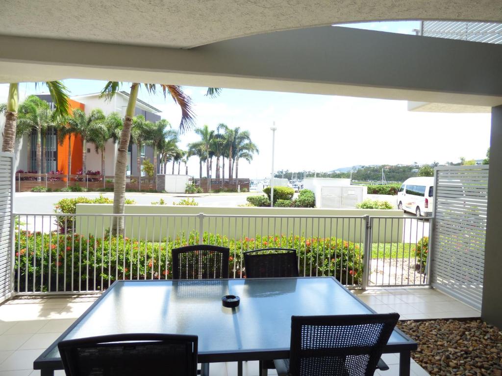 Marina View Apartment photo 4
