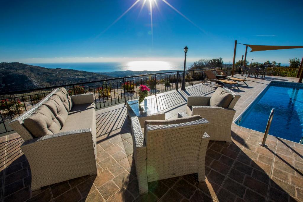 Hills View Villa photo 2