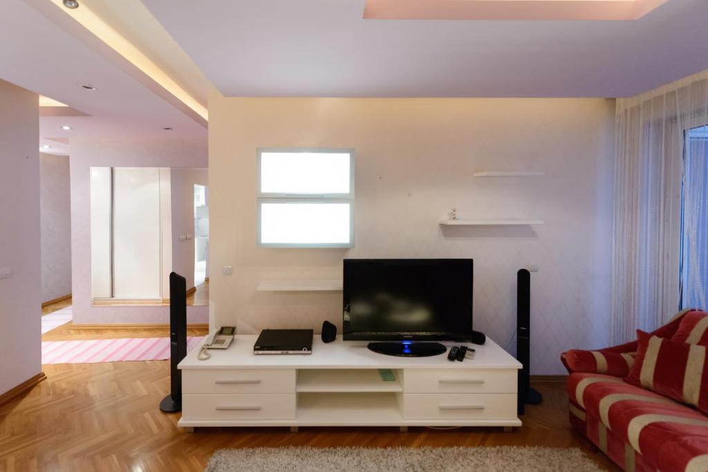 Garni Hotel Crystal photo 4