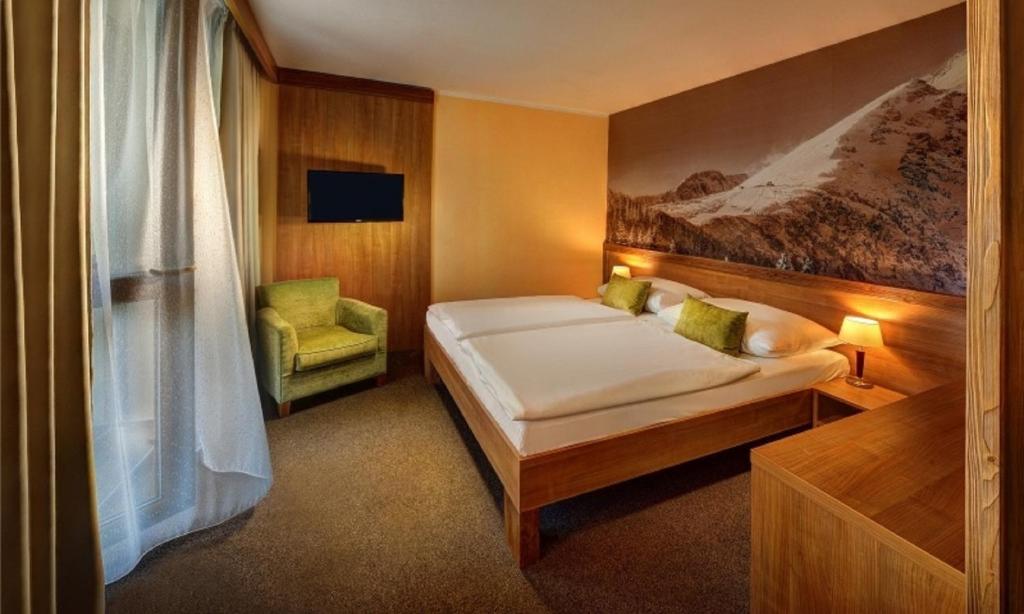 Hotel FIS photo 3