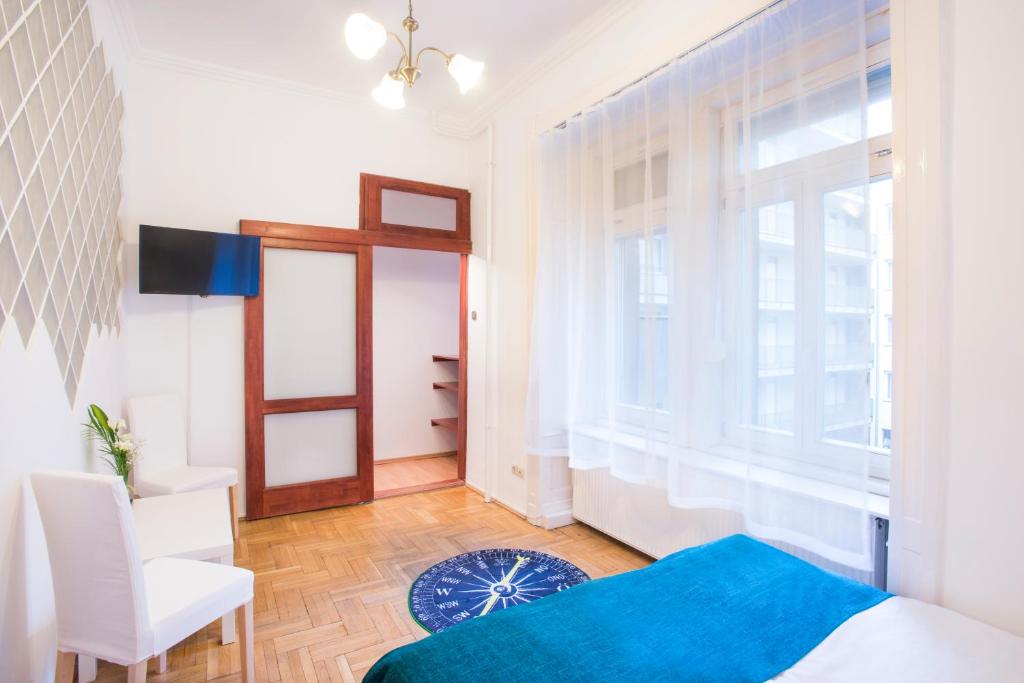 Апартаменты (Улучшенные просторные апартаменты с 2 спальнями), Baross City Hotel - Budapest