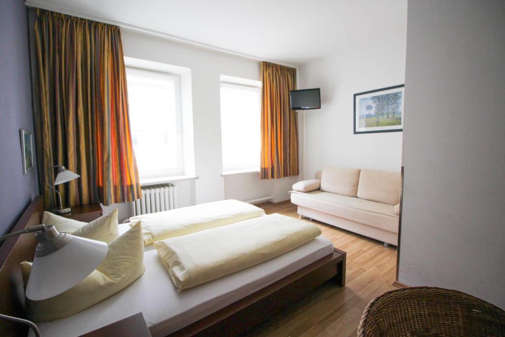 Двухместный (Двухместный номер «Комфорт» с 1 кроватью), Pension/Guesthouse am Hauptbahnhof