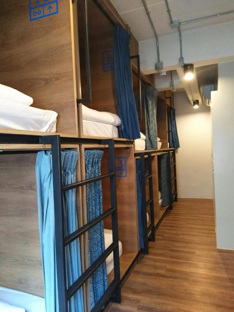 Номер (Кровать в общем номере для мужчин и женщин с 10 кроватями), Natee Hostel